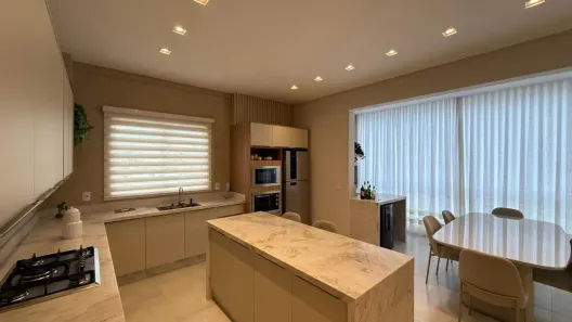 Apartamento com 3 Quartos à venda, 152m² no Meia Praia, Itapema