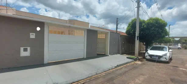Casa com 2 Quartos à venda, 183m² no Jardim Primor, Araraquara