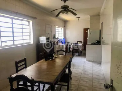 Imóvel Comercial com 3 Quartos à venda, 209m² no Vila Santa Luzia, Itatiba