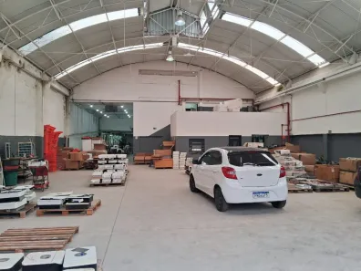 Galpão/Depósito/Armazém para alugar, 1350m² no Campestre, Santo André