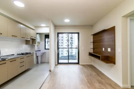 Apartamento com 3 Quartos para alugar, 54m² no Hauer, Curitiba