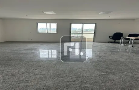 Sala Comercial à venda, 160m² no Real Parque, São Paulo
