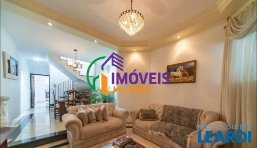 Sobrado com 3 Quartos à venda, 186m² no Vila Camilópolis, Santo André