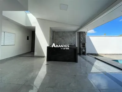 Casa com 3 Quartos à venda, 160m² no Cidade Jardim, Uberlândia