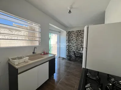 Apartamento com 1 Quarto para alugar, 24m² no Monte Verde, Florianópolis