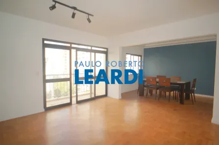 Apartamento com 3 Quartos à venda, 130m² no Jardim Paulista, São Paulo
