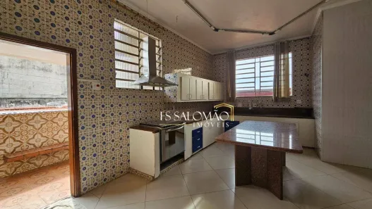 Casa com 4 Quartos à venda, 180m² no Vila Ipojuca, São Paulo