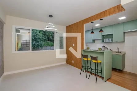 Apartamento com 2 Quartos à venda, 68m² no Azenha, Porto Alegre