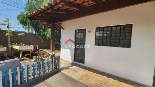 Casa com 2 Quartos à venda, 60m² no Indusville, Londrina