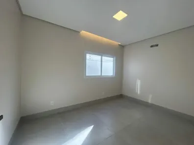 Casa com 3 Quartos à venda, 137m² no Plano Diretor Sul, Palmas