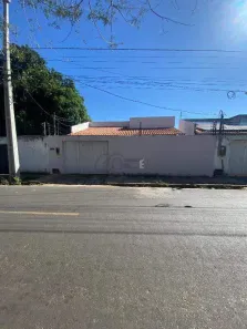 Casa com 3 Quartos para alugar, 100m² no Vale Quem Tem, Teresina