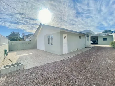 Casa com 3 Quartos à venda, 121m² no Forquilhinha, São José