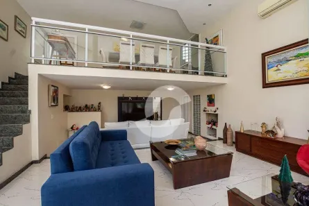 Casa de Condomínio com 4 Quartos à venda, 249m² no Vila Progresso, Niterói