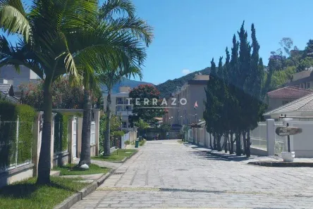 Lote/Terreno à venda, 734m² no Prata, Teresópolis