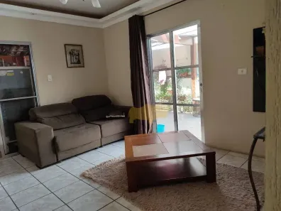 Casa com 3 Quartos à venda, 240m² no Jardim Cherveson, Rio Claro