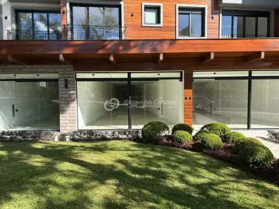Sala Comercial à venda, 80m² no Centro, Gramado