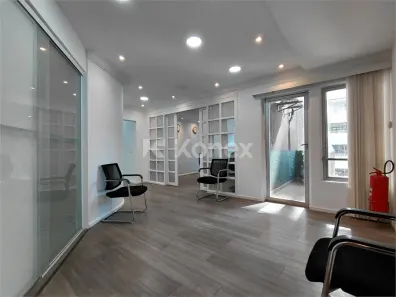 Sala Comercial para alugar, 200m² no Vila Olímpia, São Paulo