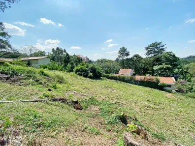 Lote/Terreno à venda, 702m² no Parque Rincão, Cotia
