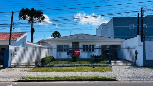 Imóvel Comercial com 3 Quartos à venda, 186m² no Boqueirão, Curitiba