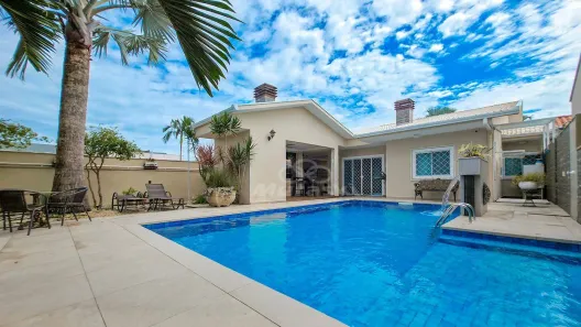 Casa com 4 Quartos à venda, 192m² no , Guaratuba