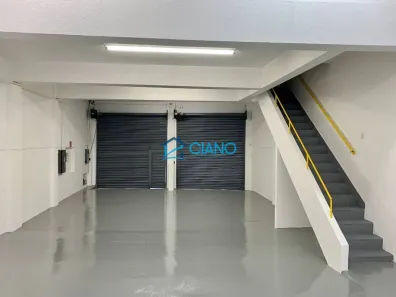 Galpão/Depósito/Armazém à venda, 840m² no Bom Retiro, São Paulo