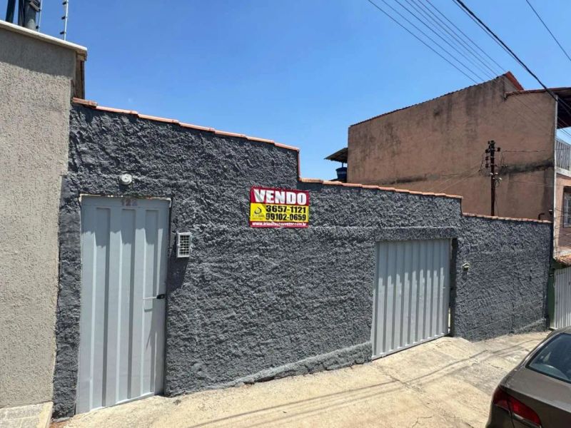 Casa com 4 quartos — Estrela do Oriente, Belo Horizonte