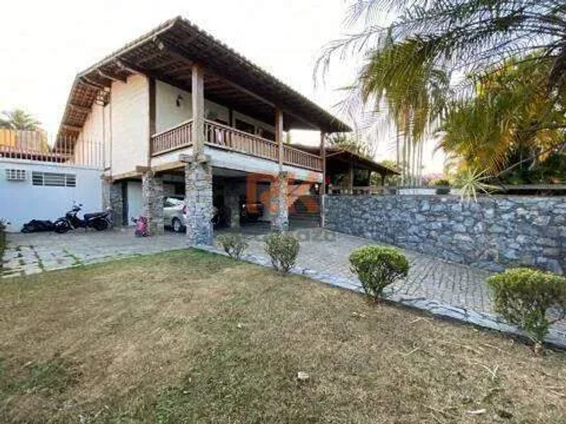 Casa com 4 quartos — Bandeirantes (Pampulha), Belo Horizonte