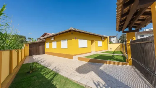 Casa com 3 Quartos à venda, 205m² no Água Verde, Blumenau