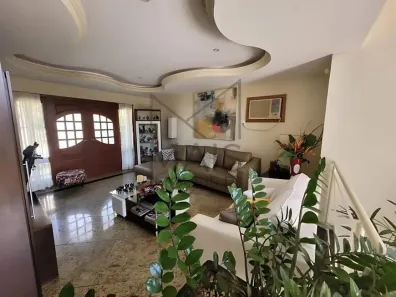 Casa com 8 Quartos à venda, 290m² no Camboinhas, Niterói