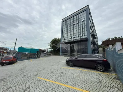 Sala Comercial para alugar, 25m² no Floresta, Joinville