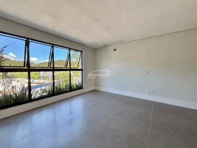Casa com 3 Quartos à venda, 216m² no Ponta Aguda, Blumenau