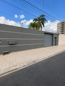 Casa com 2 Quartos para alugar, 100m² no Canelas, Várzea Grande