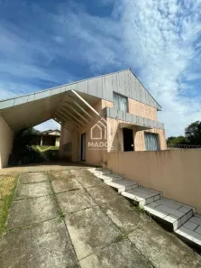 Sobrado com 3 Quartos à venda, 120m² no Olarias, Ponta Grossa