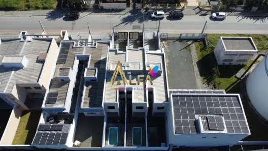 Sobrado com 3 Quartos à venda, 93m² no Armação, Penha