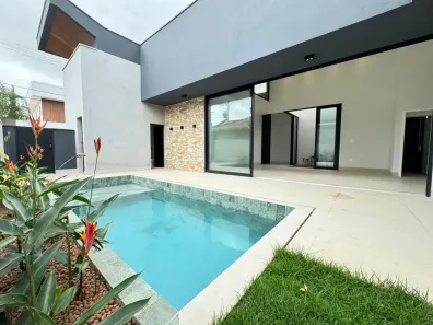 Casa de Condomínio com 4 Quartos à venda, 240m² no Gávea, Uberlândia