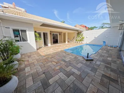 Casa com 6 Quartos à venda, 329m² no Caiobá, Matinhos