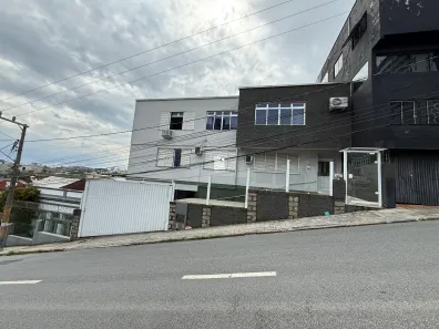 Sobrado com 3 Quartos para alugar, 154m² no Centro, Florianópolis