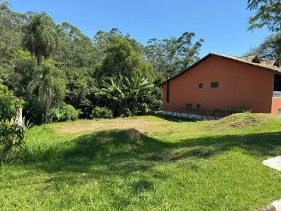 Lote/Terreno à venda, 700m² no Jardim Indaiá, Embu das Artes