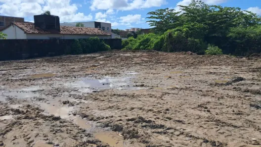 Lote/Terreno à venda, 85m² no Candeias, Jaboatão dos Guararapes