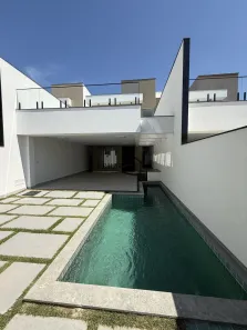 Casa com 3 Quartos à venda, 210m² no Camboinhas, Niterói