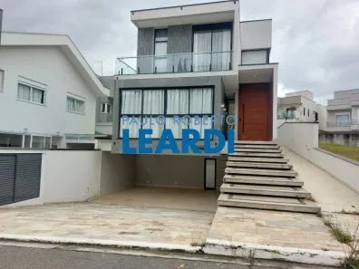 Casa de Condomínio com 4 Quartos para alugar, 370m² no Residencial Real Park, Arujá