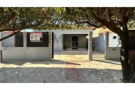 Casa com 3 Quartos à venda, 226m² no Jardim Luz da Yara, Rondonópolis