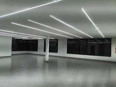 Ponto Comercial à venda, 382m² no Daniel Fonseca, Uberlândia