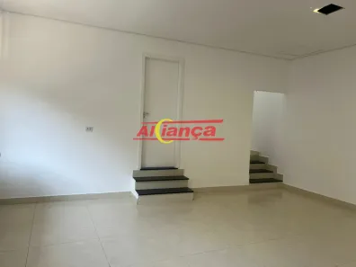 Casa com 2 Quartos para alugar, 70m² no Vila Imaculada, Guarulhos