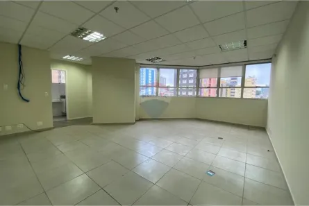 Sala Comercial para alugar, 56m² no Centro, Campinas