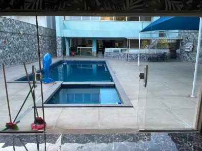 Casa com 6 Quartos para alugar, 895m² no Centro, Nova Iguaçu