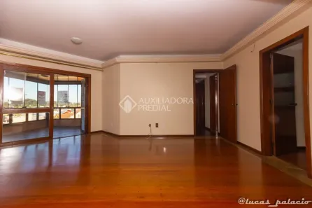 Cobertura com 3 Quartos à venda, 226m² no Centro, Canoas
