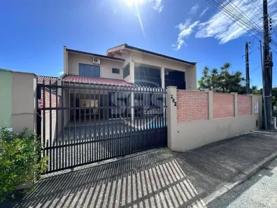 Casa com 4 Quartos à venda, 286m² no Centro, Penha