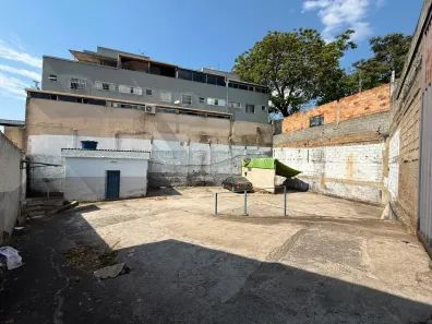 Galpão/Depósito/Armazém com 3 Quartos para alugar, 400m² no São João Batista (Venda Nova), Belo Horizonte