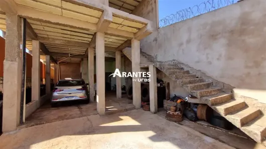 Casa com 3 Quartos à venda, 240m² no Jardim Ipanema, Uberlândia